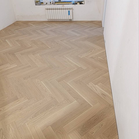 Living Tree 13 мм шип-паз Дуб Натур Дымчатый браш масло с фаской (фото 10)